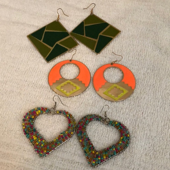 3 EARRING BUNDLE - Picture 5 of 5